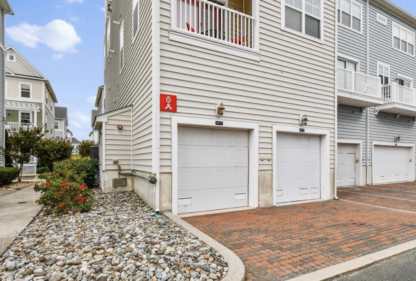 Parking photo showing the garage and driveway